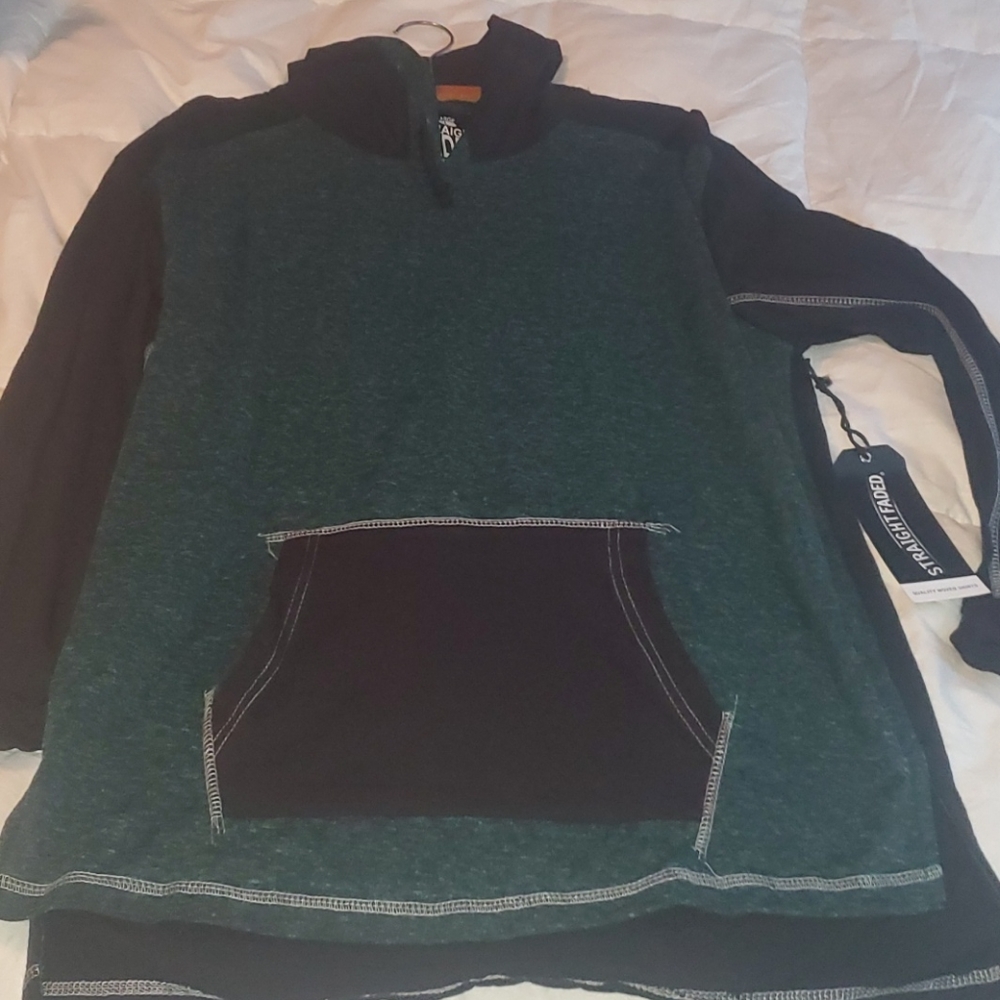 Hooded shirt
